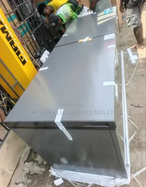 Original Hisense Bigger Chest Freezer 750litters 2 Doors Low Voltage