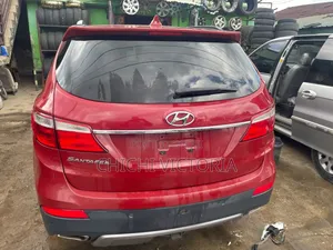 Hyundai Santa Fe 2015 Red