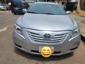 Toyota Camry 2009 Silver
