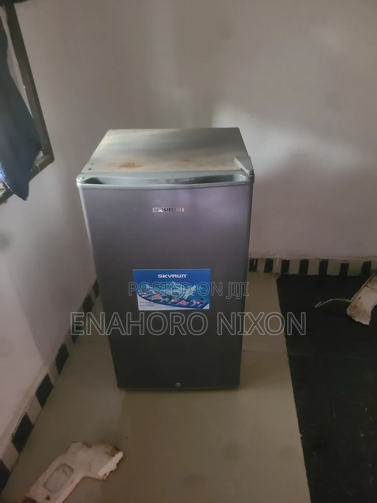 80l Skyrun Refrigerator