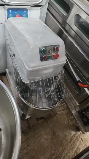12.5kg Commercial Mixer