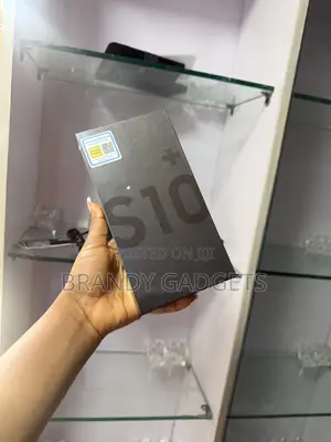 New Samsung Galaxy S10 Plus 128 GB Black