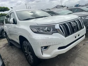 Toyota Land Cruiser Prado 2.8 2023 White