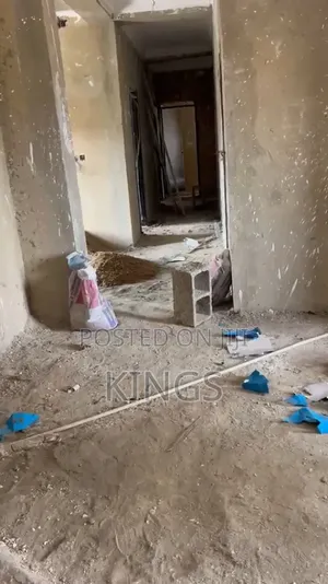 3bdrm Block of Flats in Kaura for sale