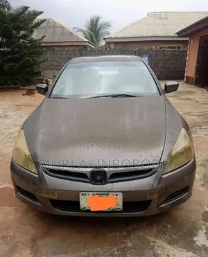 Honda Accord 2007 Gold