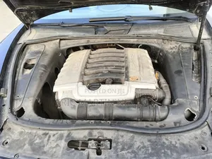Porsche Cayenne 2010 Black