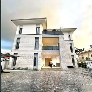 7bdrm Mansion in Maitama for sale