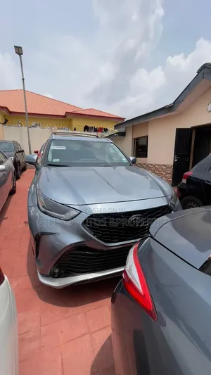 Toyota Highlander Limited 2022