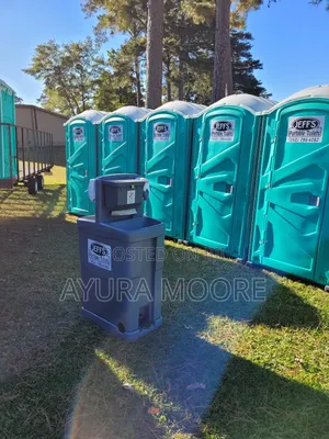 Mitzi Mobile Toilet