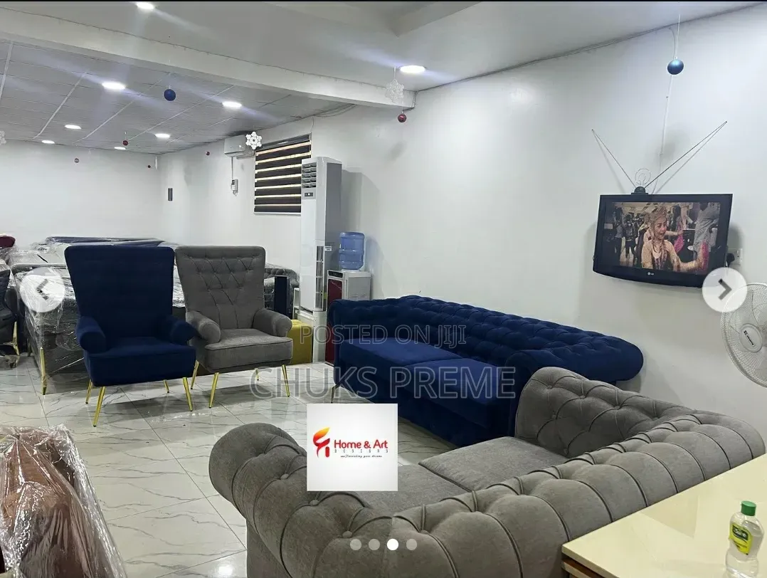 Favour Ii Sofa + Custom Accent