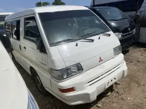 Mitsubishi L300 2013 White