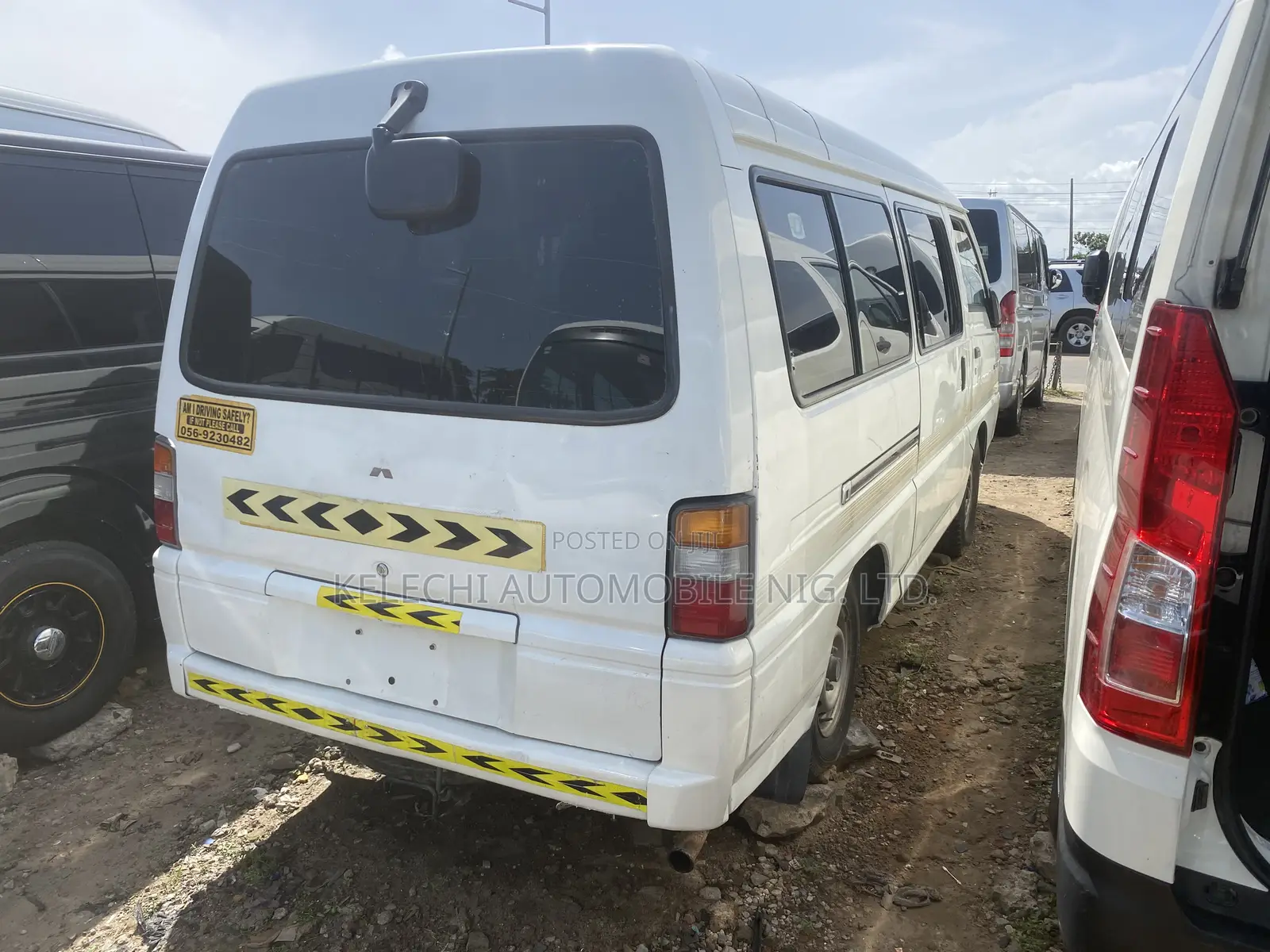 Mitsubishi L300 2013 White