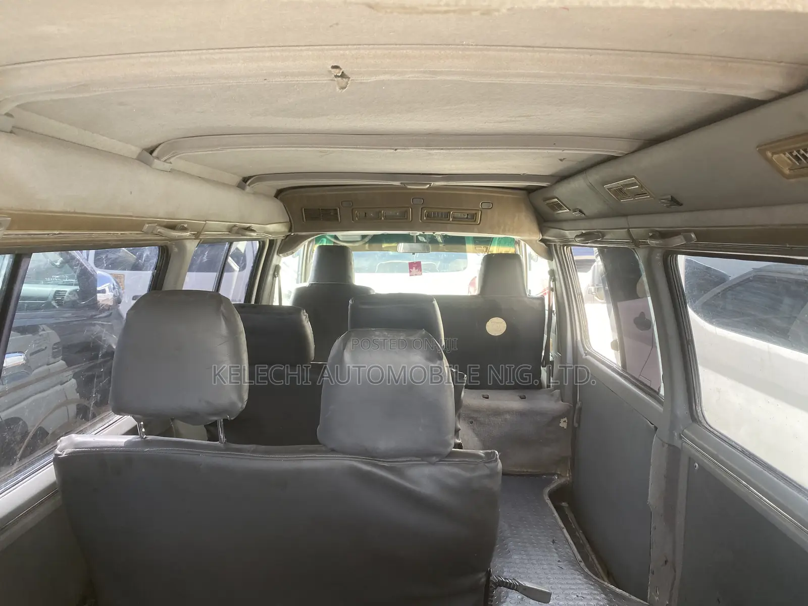 Mitsubishi L300 2013 White