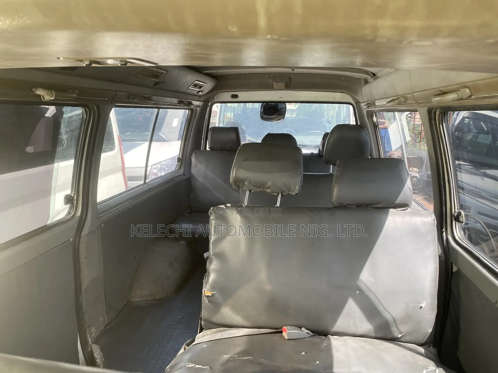 Mitsubishi L300 2013 White