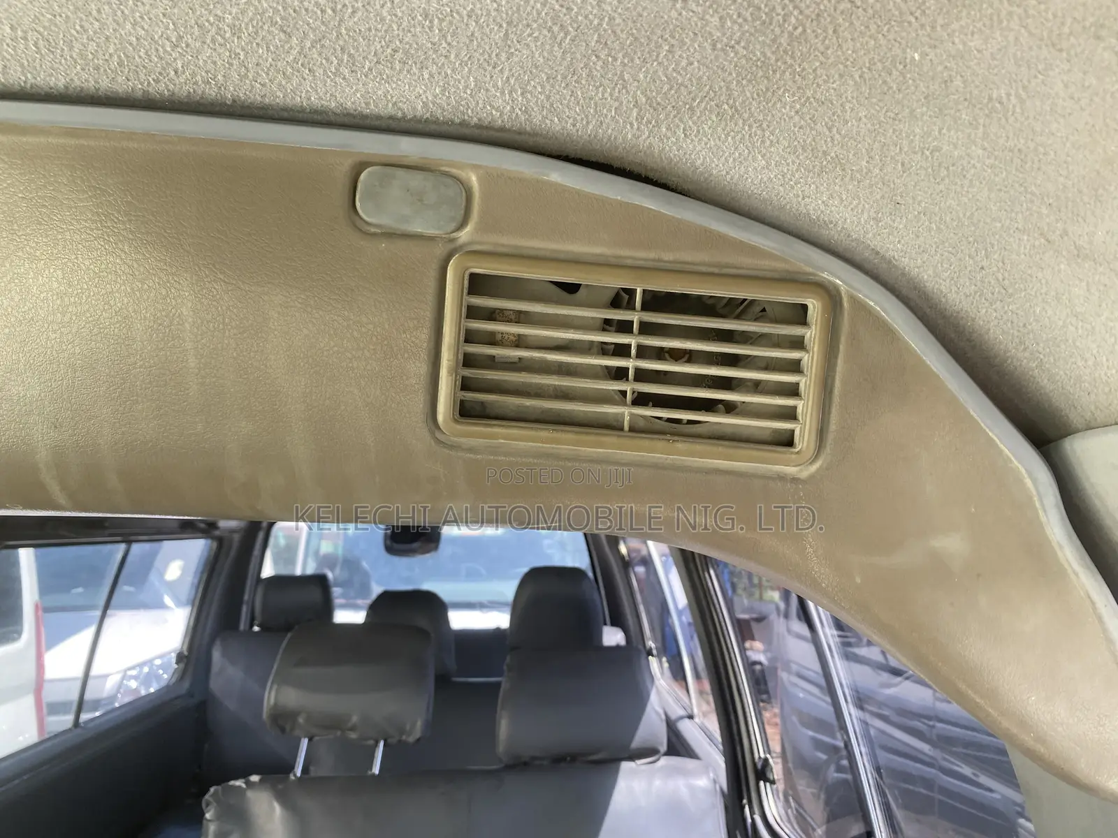 Mitsubishi L300 2013 White