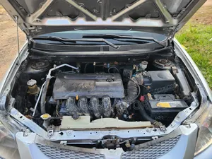 Pontiac Vibe 2005 Silver