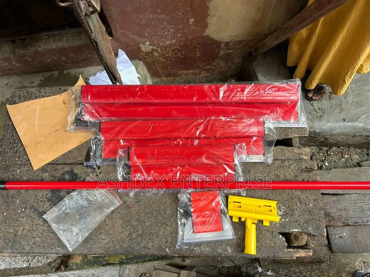 Screeding Trowel