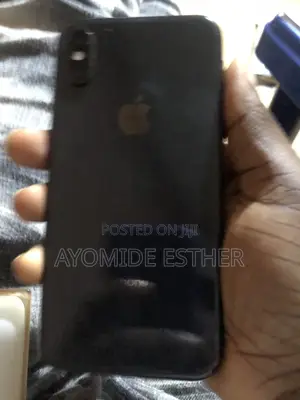 Apple iPhone XS 64 GB Black