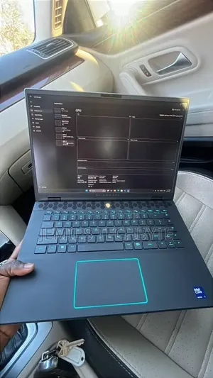 Laptop Alienware M16 R2 16GB Intel Core Ultra 7 SSD 1T