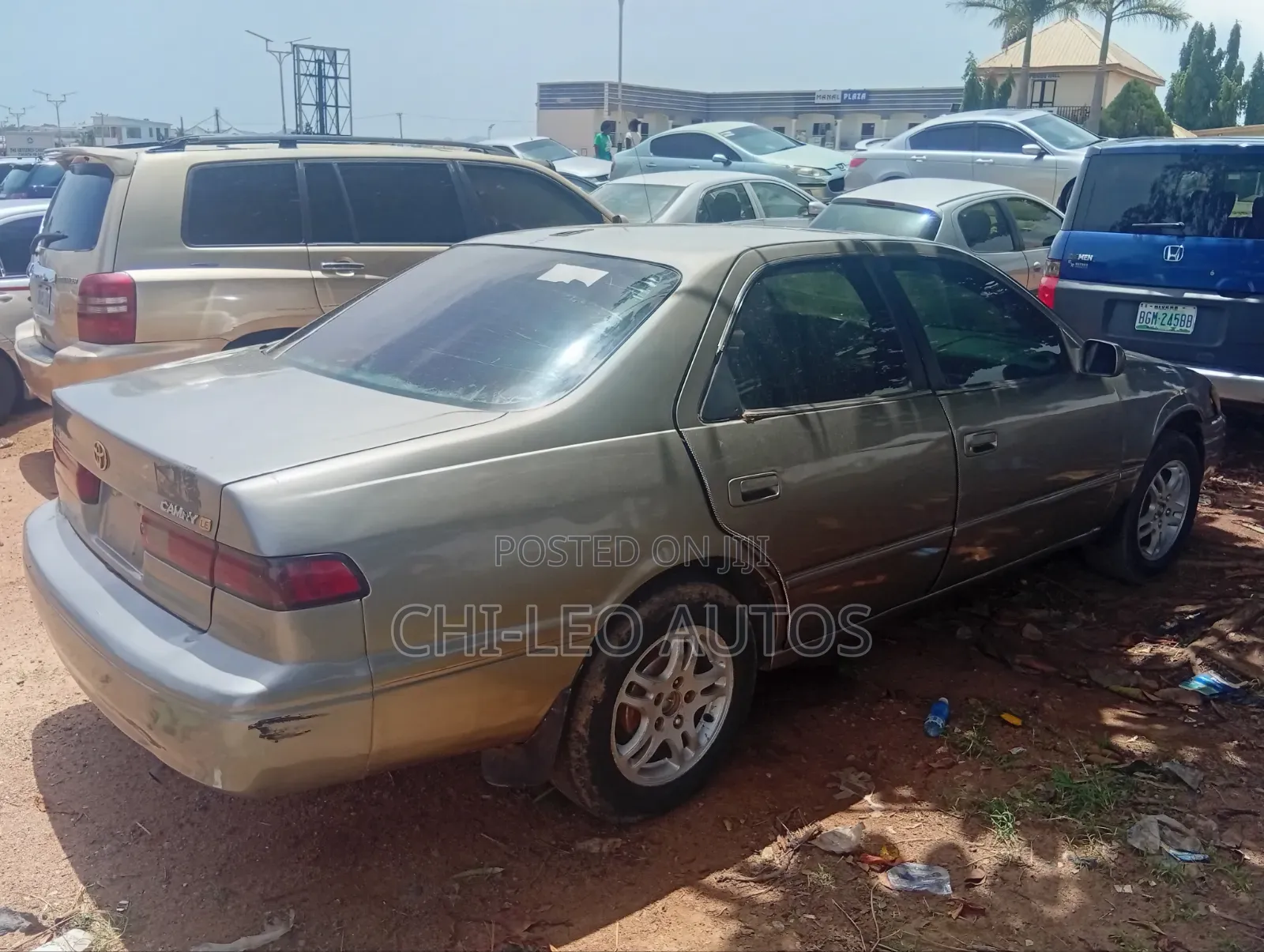 Toyota Camry Automatic 1999 Gray