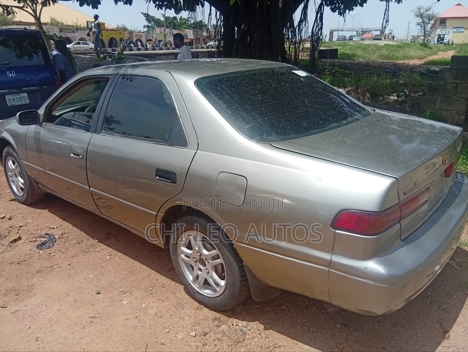 Toyota Camry Automatic 1999 Gray
