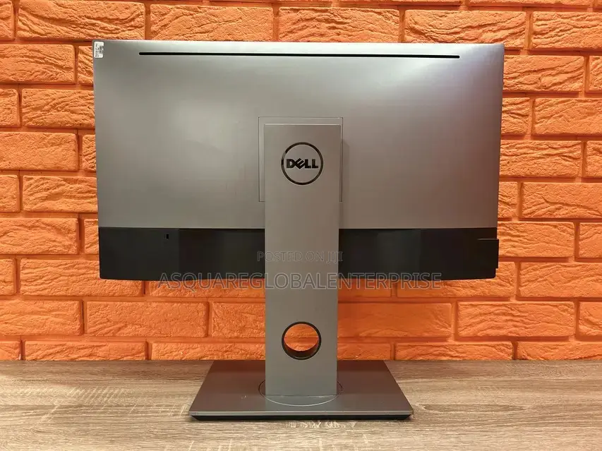 Dell U2717d 27 Inch Ultra Sharp QHD Monitor