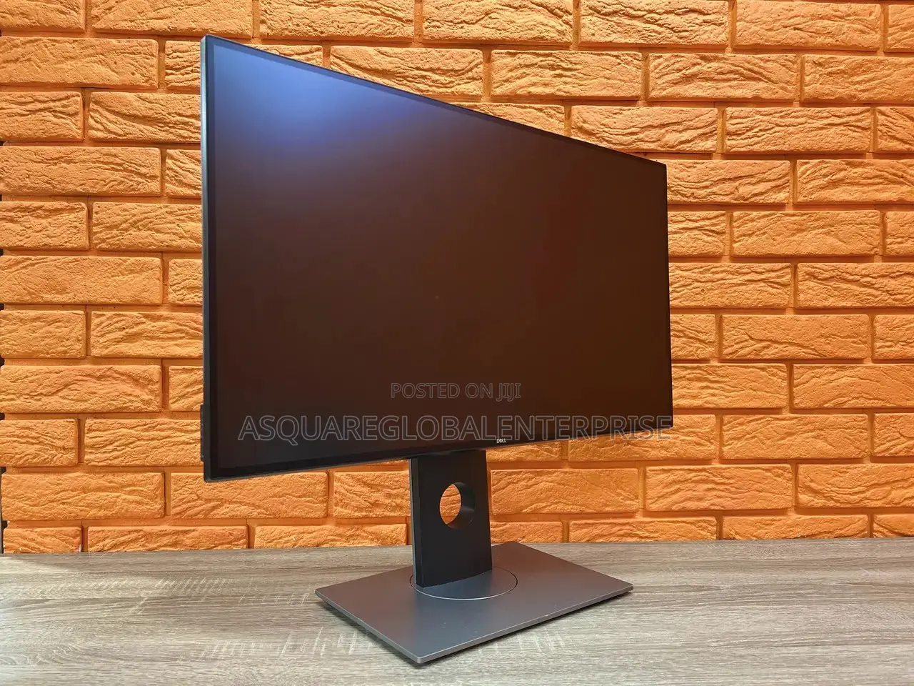 Dell U2717d 27 Inch Ultra Sharp QHD Monitor