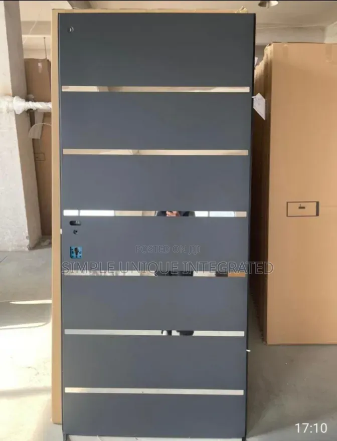 Israeli Madrid Doors