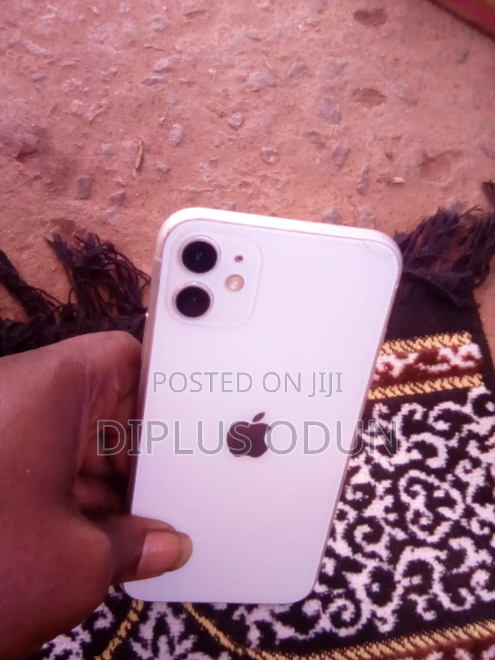 Apple iPhone 11 64 GB White