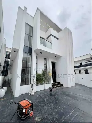 4bdrm Duplex in Lekki for sale