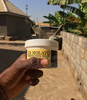 5d Molato Whitening Soap