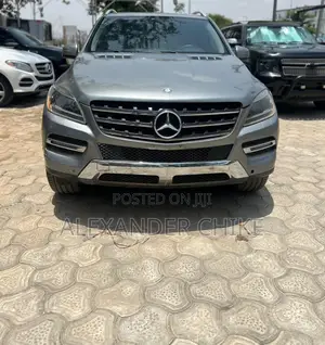 Mercedes-Benz M Class ML 350 4Matic 2013 Gray