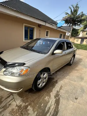 Toyota Corolla CE 2007 Gold