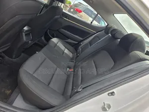 Hyundai Elantra Sport 2018 White