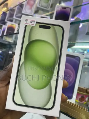 New Apple iPhone 15 128 GB Green