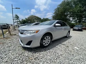 Toyota Camry 2014 Silver