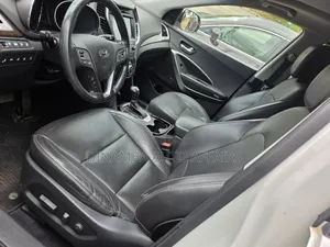 Hyundai Santa Fe Limited Ultimate AWD 2017 White