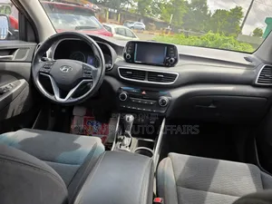Hyundai Tucson SE AWD 2019 Burgundy
