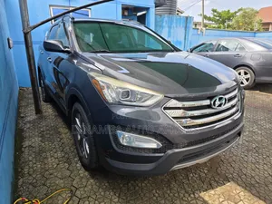 Hyundai Santa Fe SE AWD 2016 Gray