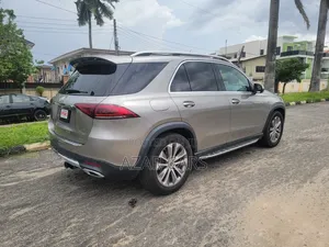 Mercedes-Benz GLE-Class GLE 350 4MATIC 2020 Gold