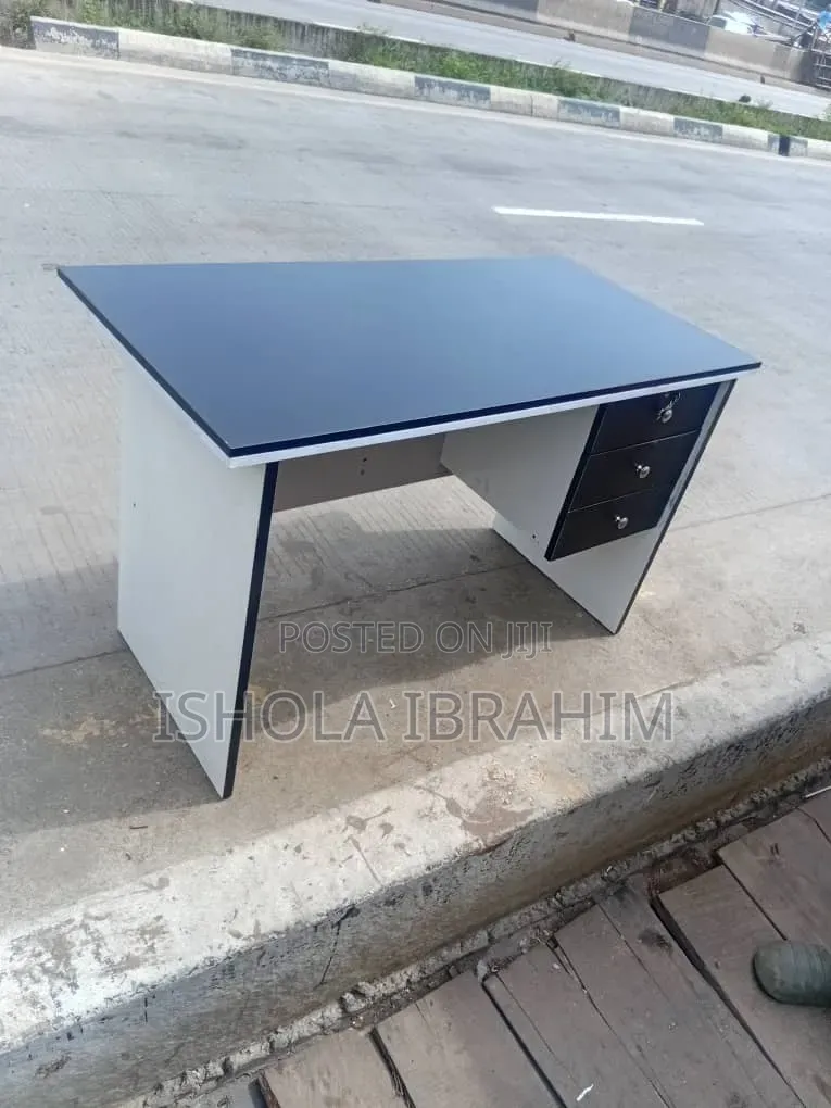 4ft White and Black Office Table