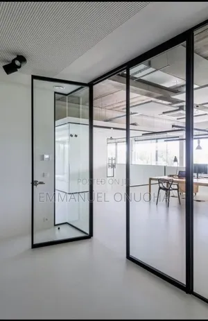 Office Glass Partition System (Aluminum + Glass)