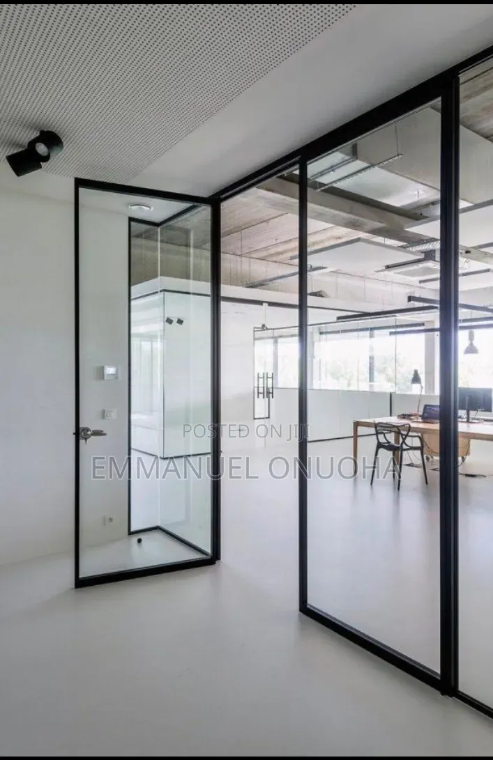 Office Glass Partition System (Aluminum + Glass)