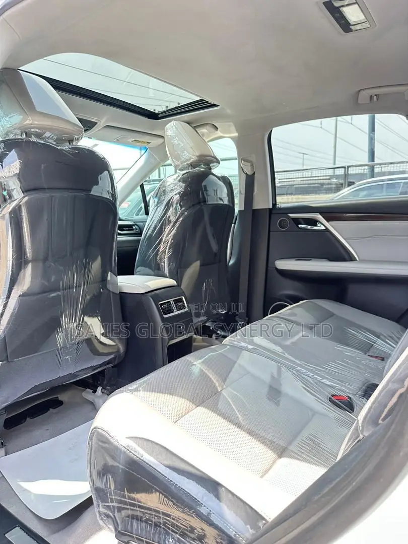 Lexus RX 350 AWD 2018 White