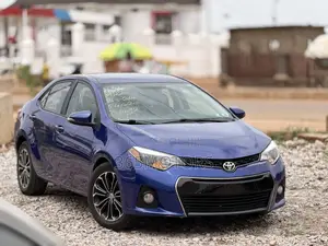 Toyota Corolla 2015 Blue