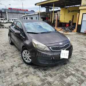 Kia Rio LX 4dr Hatchback (1.6L 4cyl 6A) 2014 Maroon