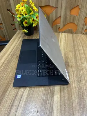 Laptop Dell Precision 5540 16GB Intel Core i7 SSD 512GB