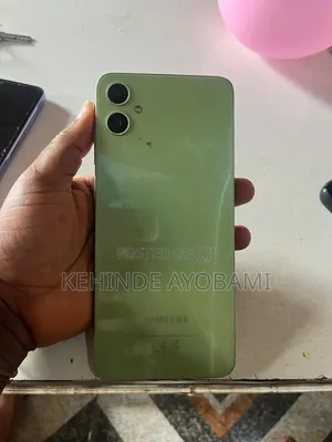 Samsung Galaxy A05 64 GB Green