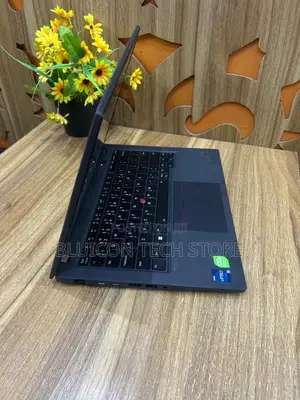 Laptop Lenovo ThinkPad P14s 48GB Intel Core i7 SSD 1T