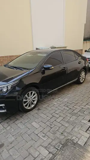 Toyota Corolla LE Eco 4dr Sedan (1.8L 4cyl CVT) 2015 Black